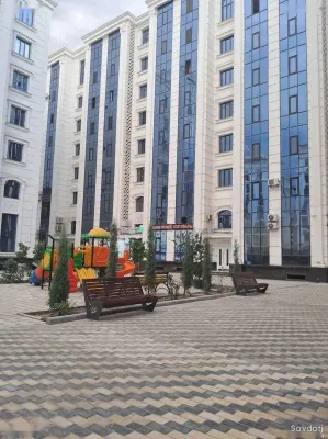 2-комн. квартира, 2 этаж, 71м², Сафо, Пединистут