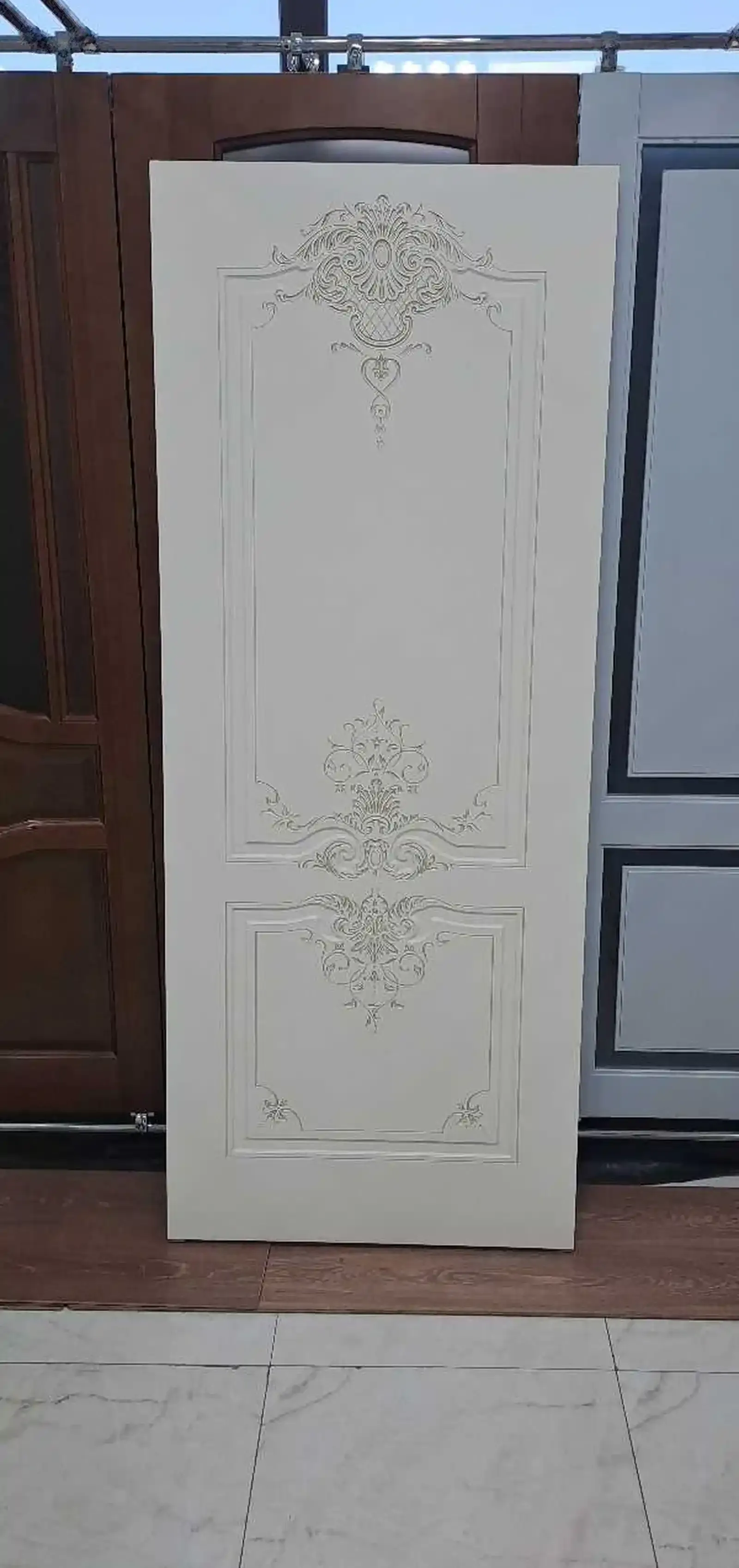Дверь