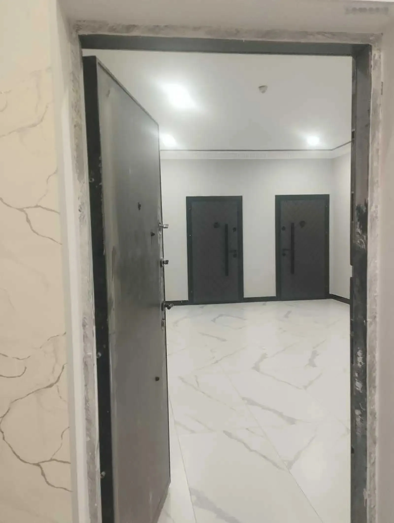 3-комн. квартира, 12 этаж, 85м², 82 мкр