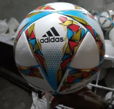 Мяч Adidas