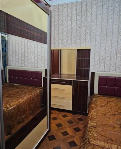 3-этажный, 7 комнатный дом, 705 м², Сомони