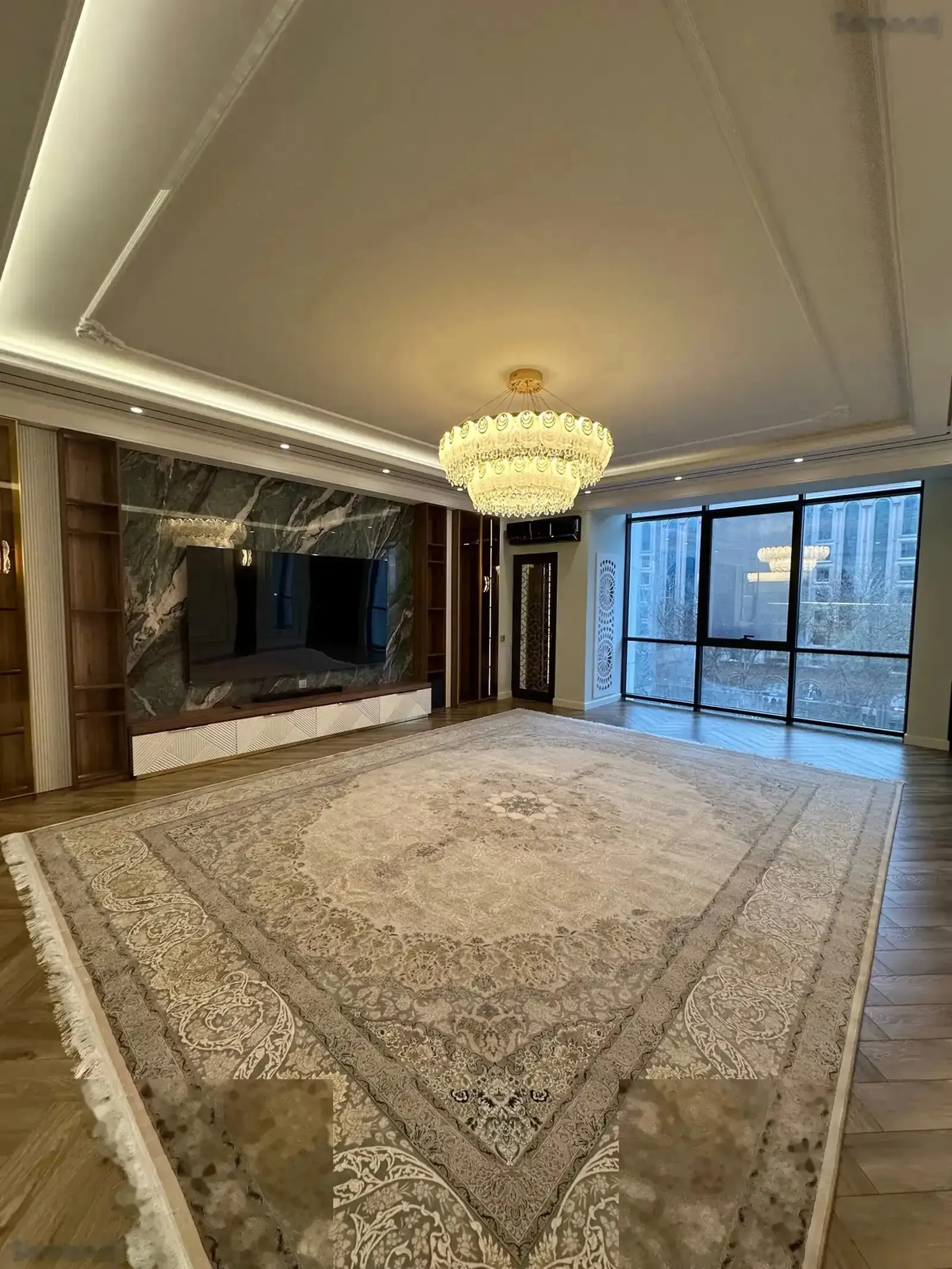 3-комн. квартира, 5 этаж, 145м², И.Сомони