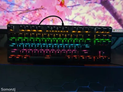 Механическая клавиатура с RGB