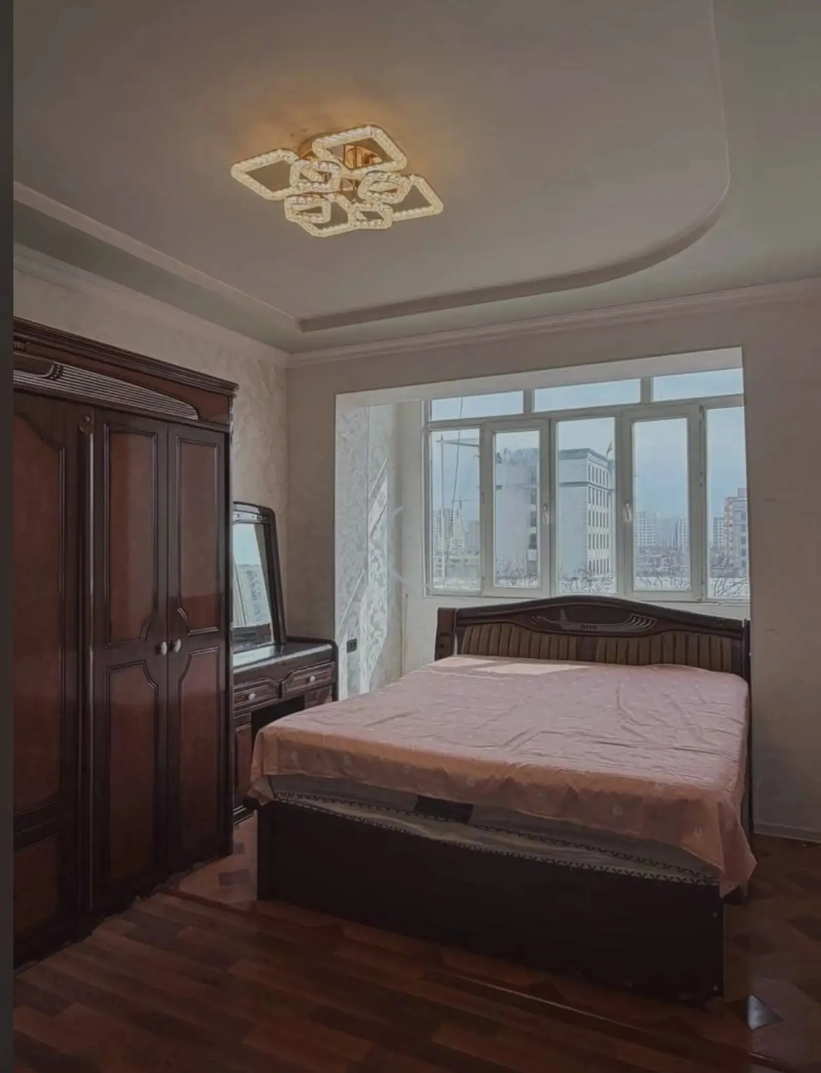 2-комн. квартира, 5 этаж, 60м², Сино