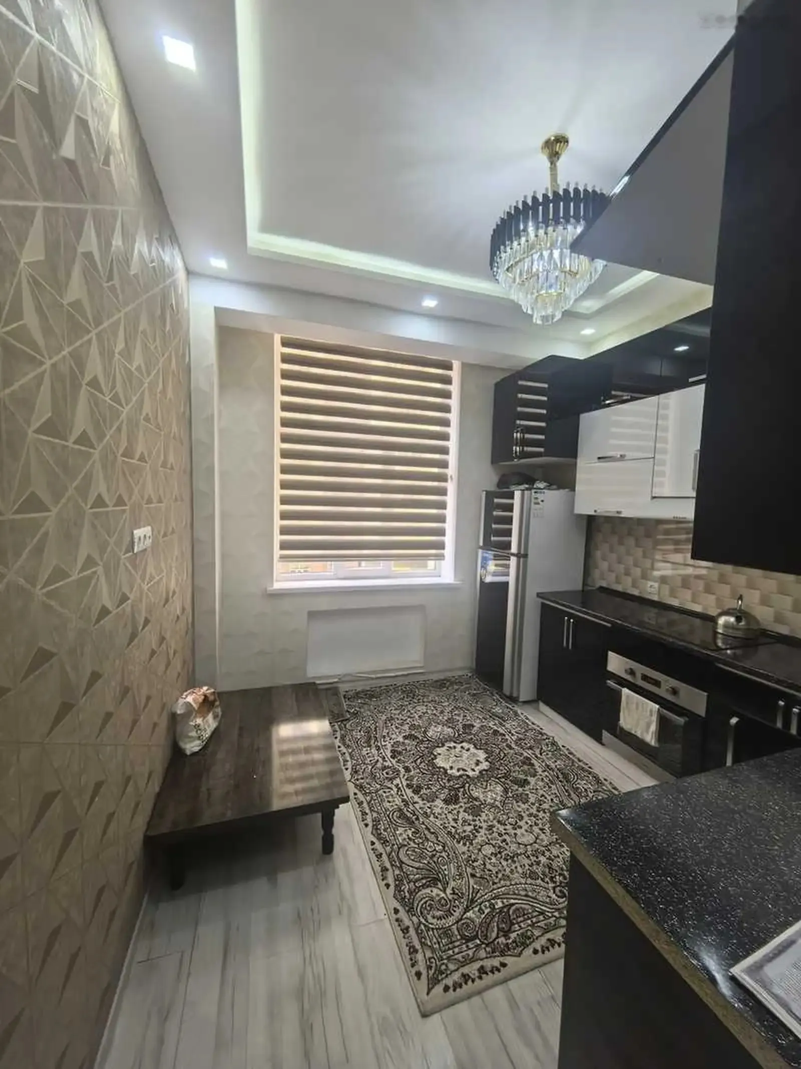 3-комн. квартира, 3 этаж, 72м², Сино