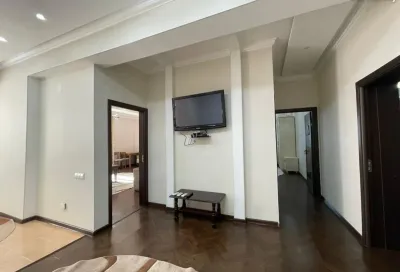 3-комн. квартира, 10 этаж, 107м², И.Сомони