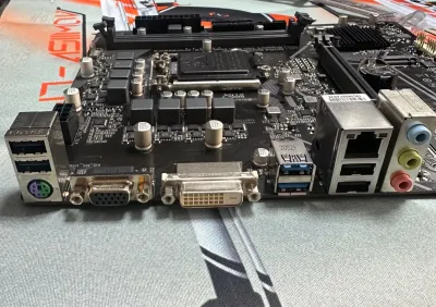 Материнская плата GIGABYTE H510