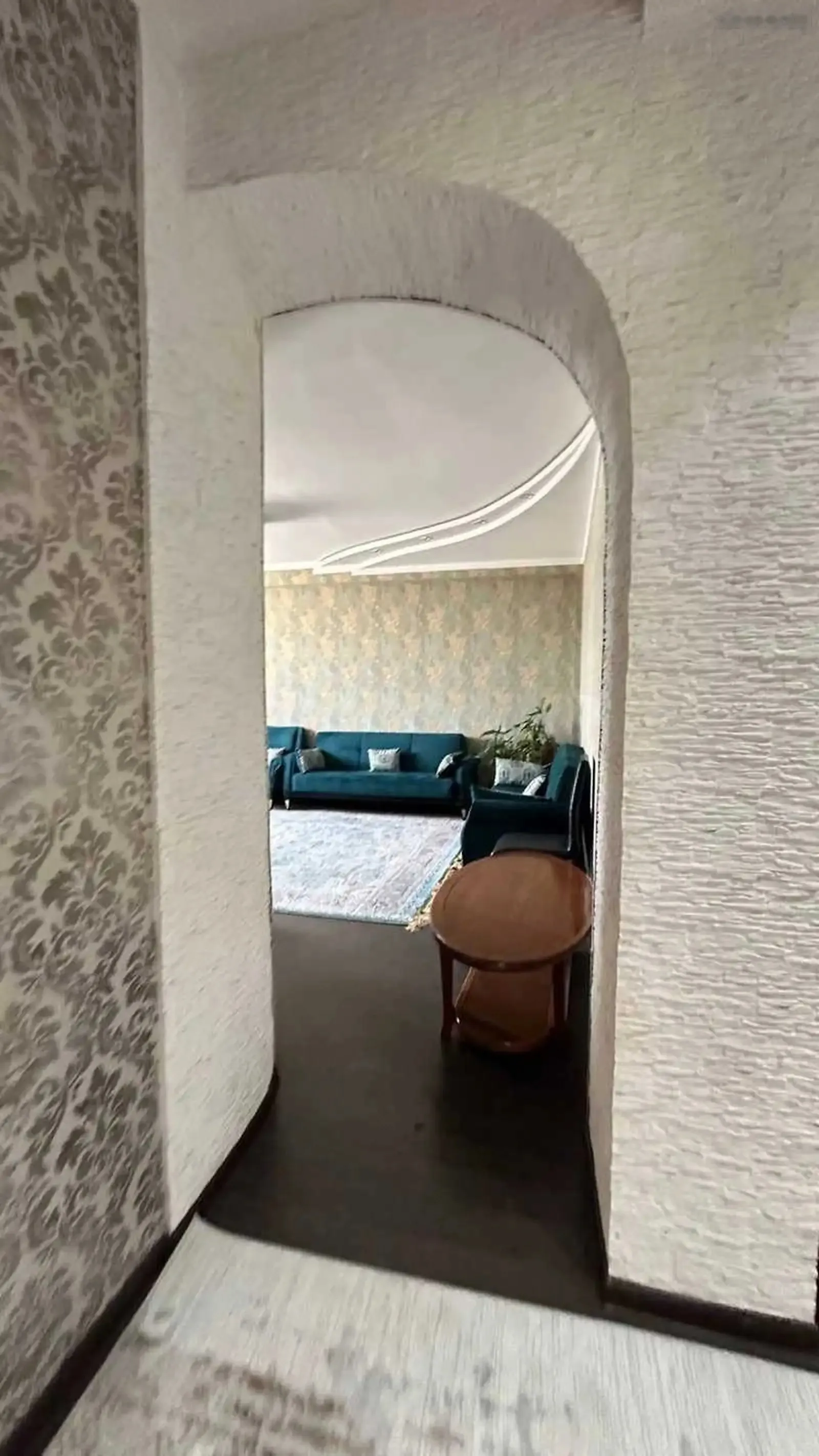 2-комн. квартира, 2 этаж, 105м², Ботанический сад