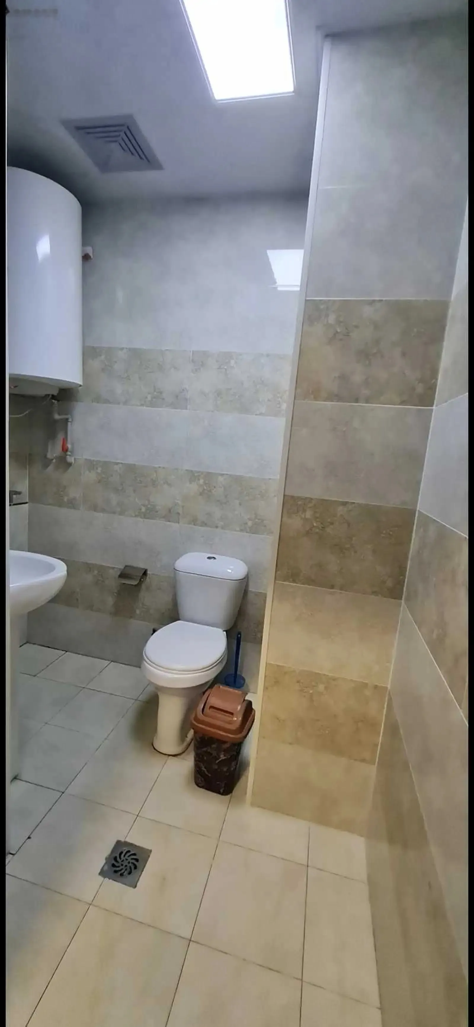 3-комн. квартира, 12 этаж, 125м², Цум