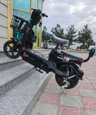 Электронный скутер