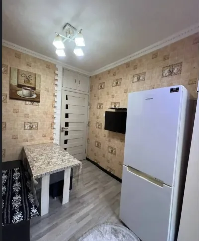 2-комн. квартира, 4 этаж, 60м², Сино 92мкр