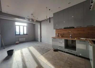 2-комн. квартира, 8 этаж, 53 м², И. Сомони