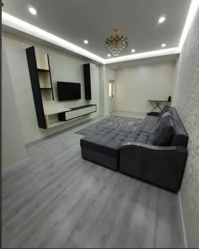 2-комн. квартира, 8 этаж, 90м², Дом печать