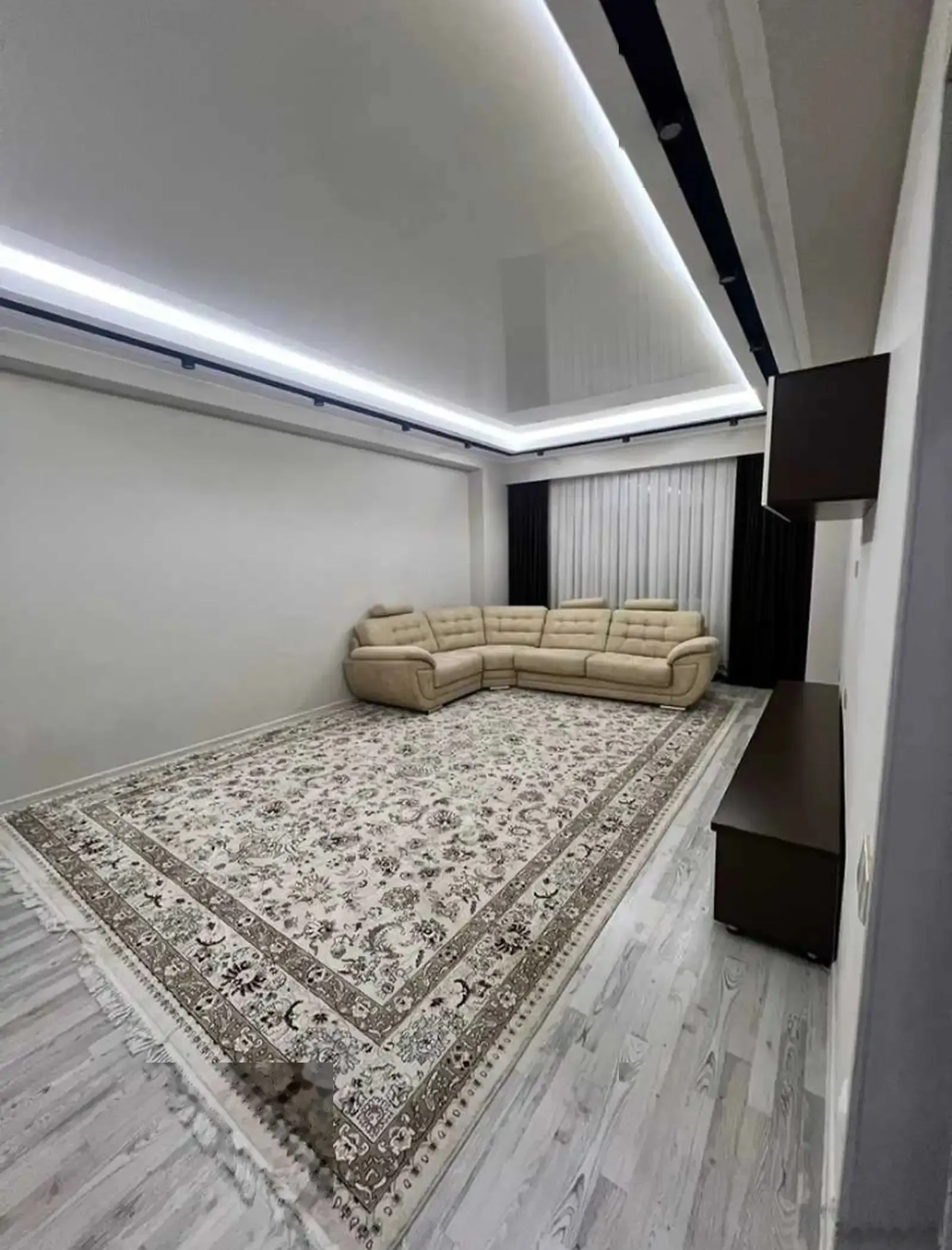 2-комн. квартира, 5 этаж, 75м², И.Сомони