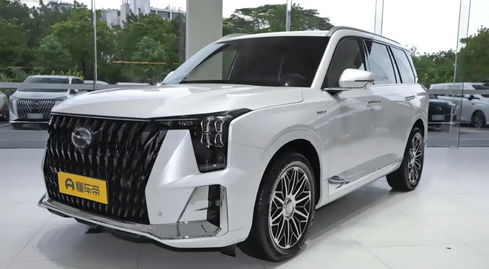 GAC Trumpchi GS8,