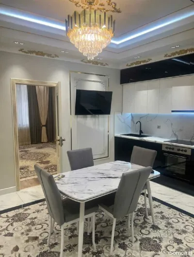 2-комн. квартира, 11 этаж, 56м², Айни
