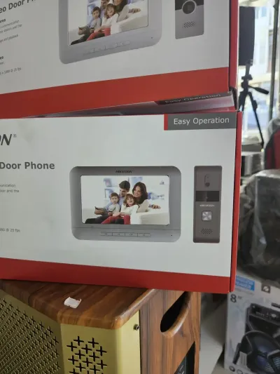 Видеодомофон Hikvision DS-KIS 203