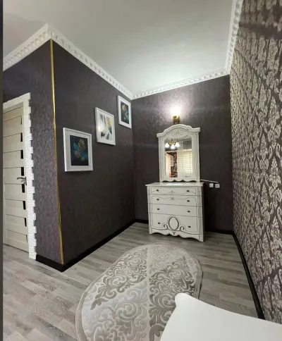 2-комн. квартира, 4 этаж, 60м², сино