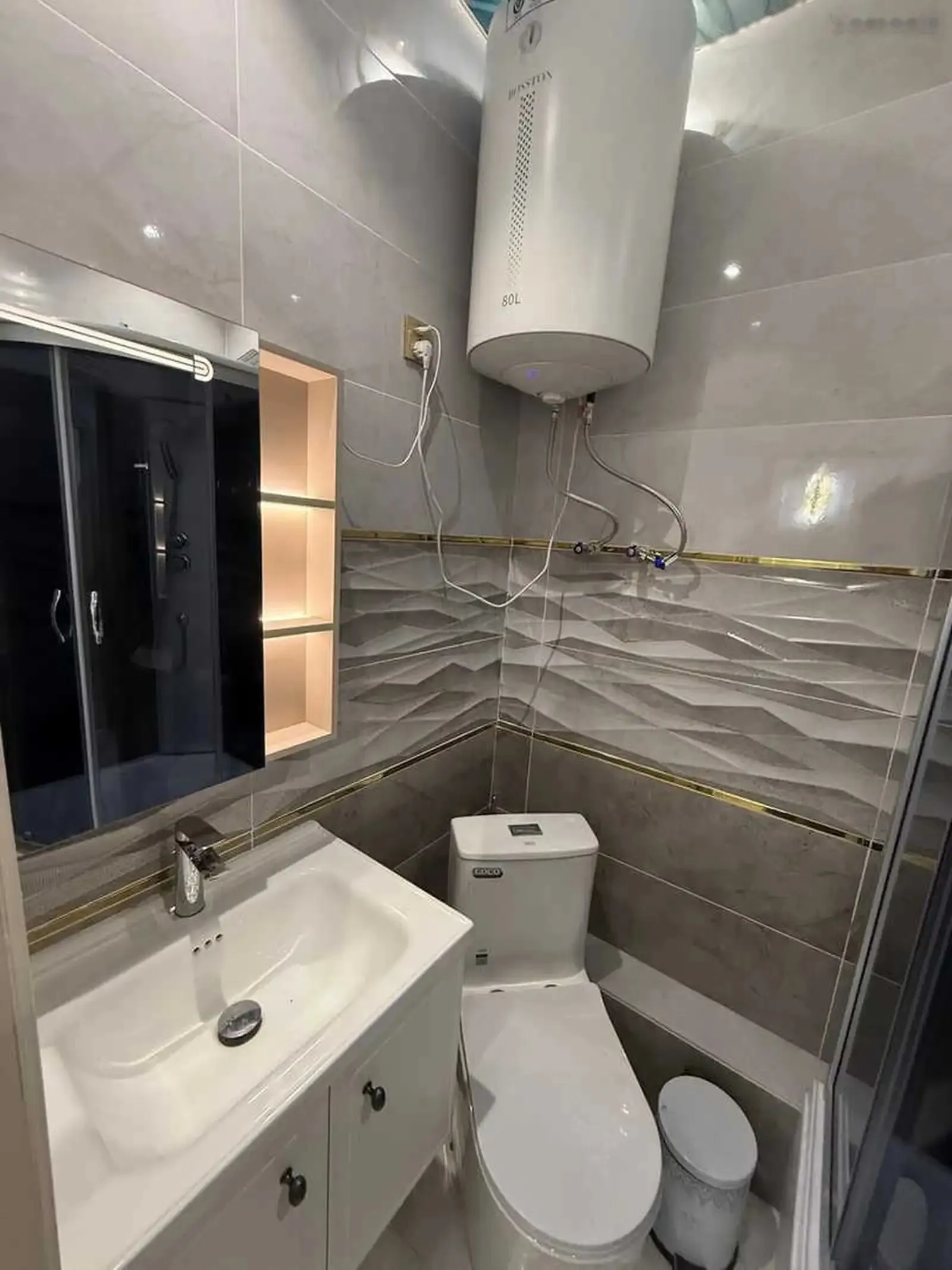 2-комн. квартира, 17 этаж, 60м², Воданасос