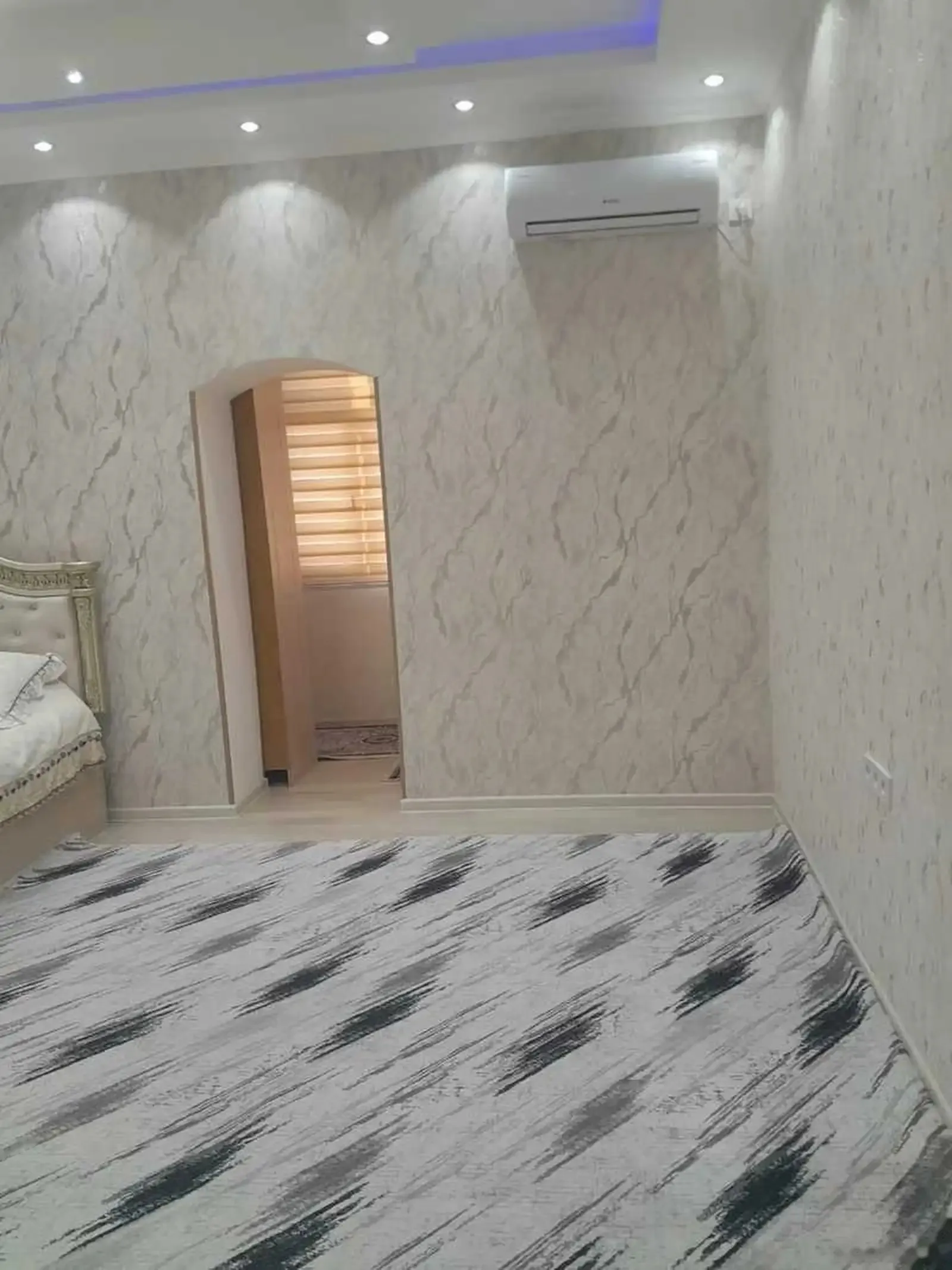 2-комн. квартира, 10 этаж, 75м², цирк