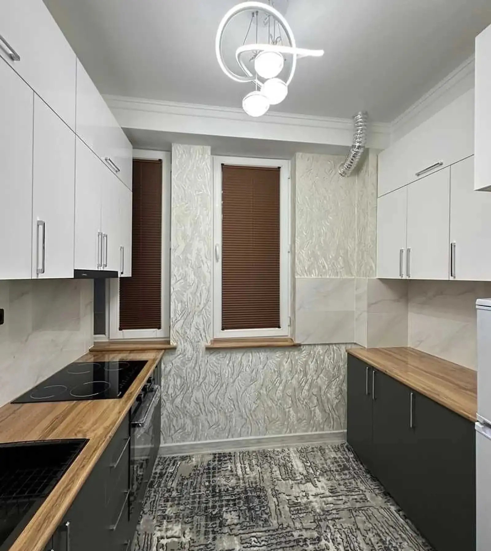 2-комн. квартира, 11 этаж, 65м², аптека  Санта Рус