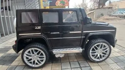 Детский электромобиль
