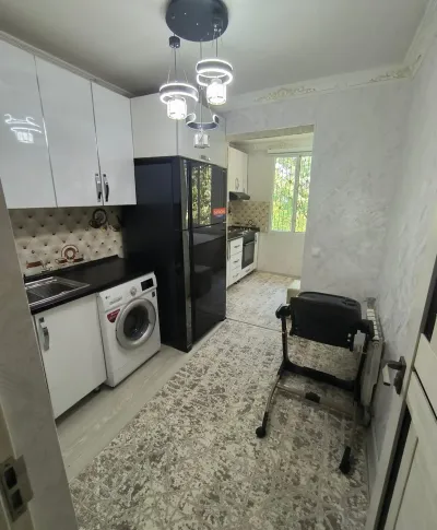 3-комн. квартира, 4 этаж, 58 м², Сино 101мкр