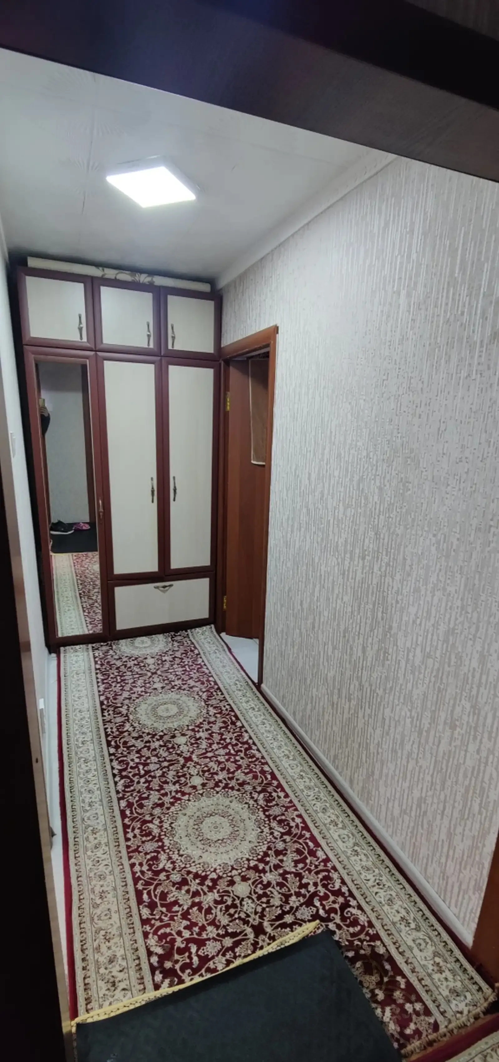 2-комн. квартира, 2 этаж, 58 м², Сино, Молодёжний