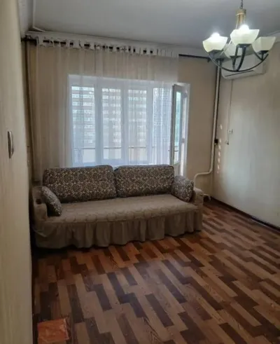 3-комн. квартира, 5 этаж, 72м², Сино