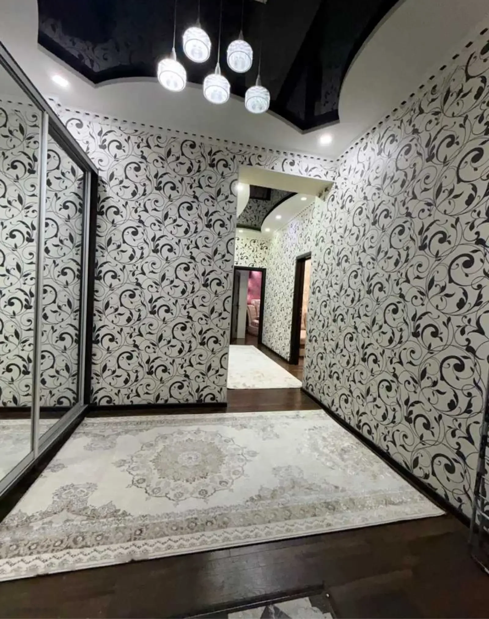 2-комн. квартира, 5 этаж, 80м², Садбарг