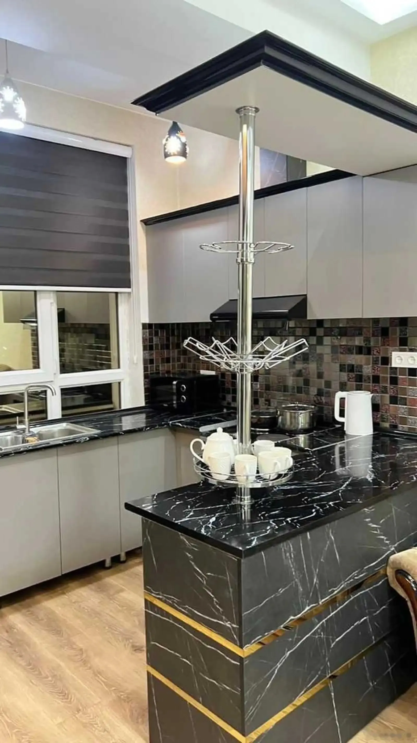 2-комн. квартира, 16 этаж, 58м², садбарг доми гелос
