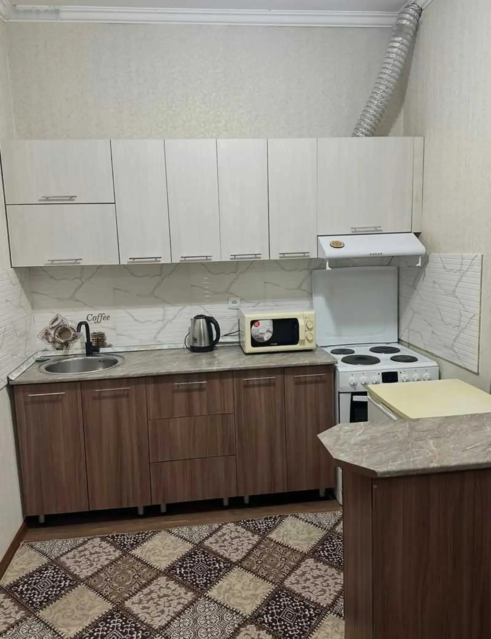 2-комн. квартира, 4 этаж, 64м², Роддоми