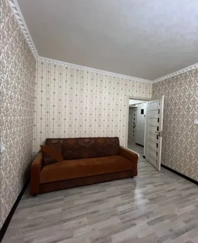 2-комн. квартира, 4 этаж, 60м², Сино 92мкр