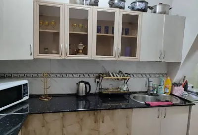 1-этажный, 5 комнатный дом, 240 м², каленин