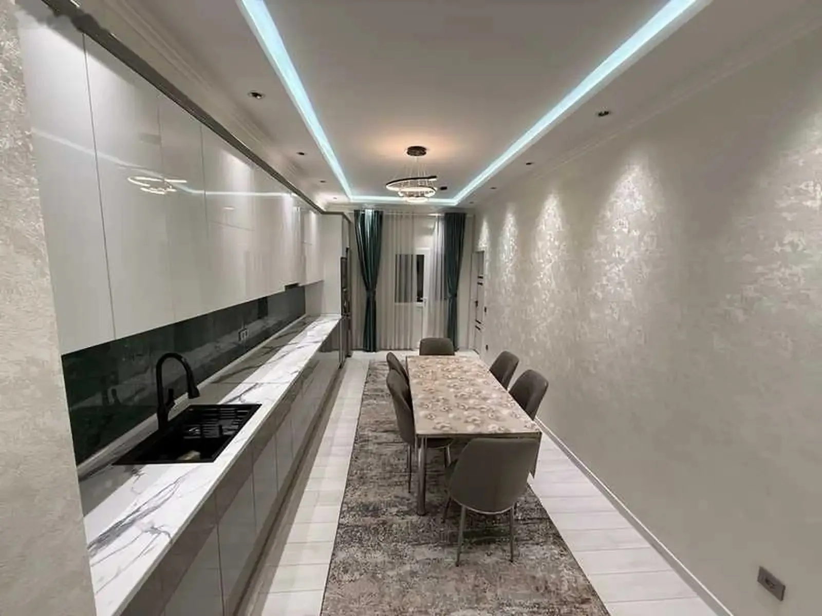 3-комн. квартира, 8 этаж, 110м², Скорый