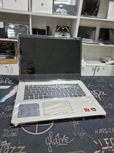 Ноутбук dell 14.0 Ryzen 5 4 ядро RAM 16GB DDR4 SSD 256GB VGA RADEON