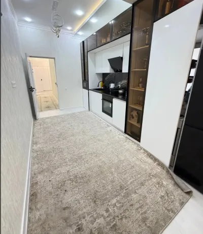 2-комн. квартира, 2 этаж, 70м², сино