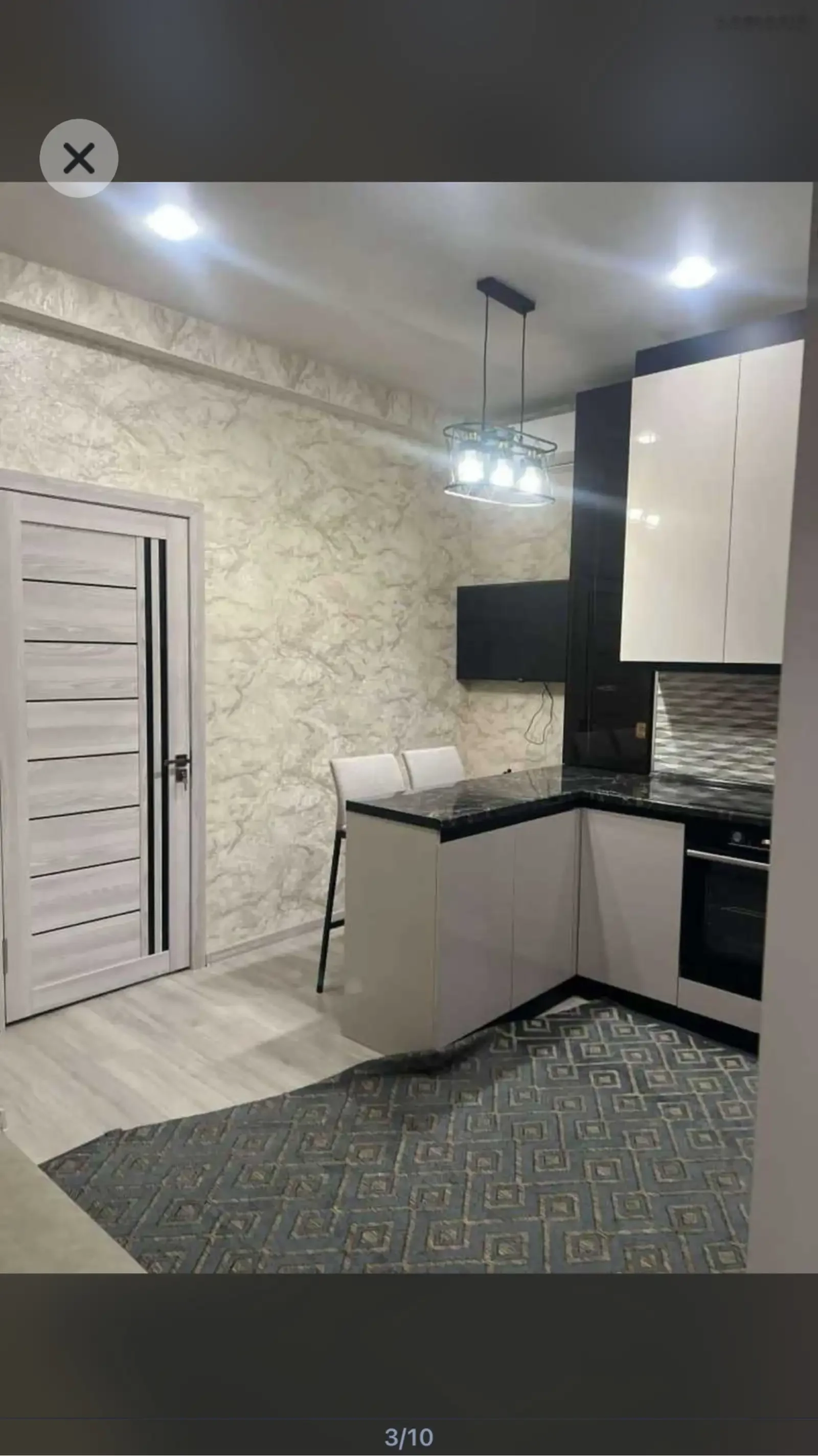2-комн. квартира, 5 этаж, 75м², Голубой экран