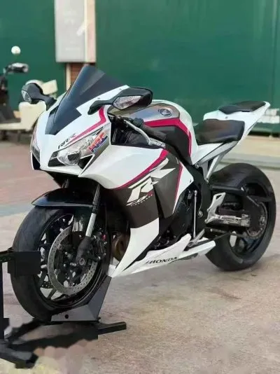 Мотоцикл Honda CBR