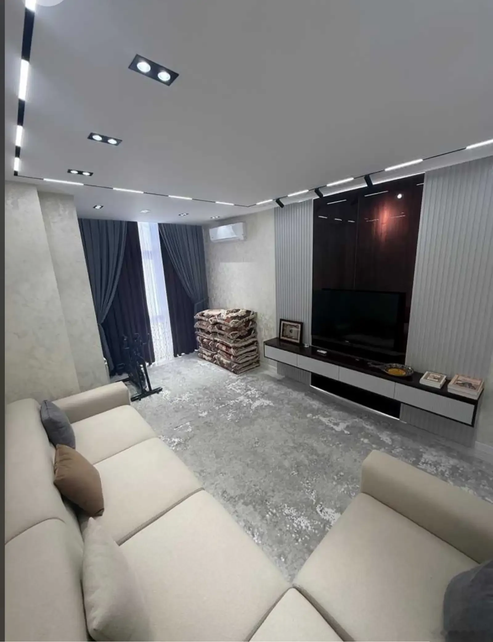 2-комн. квартира, 8 этаж, 89м², Овир