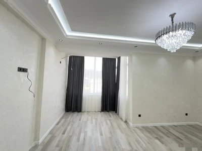 2-комн. квартира, 11 этаж, 75 м², 12 мкр — миниатюра 7