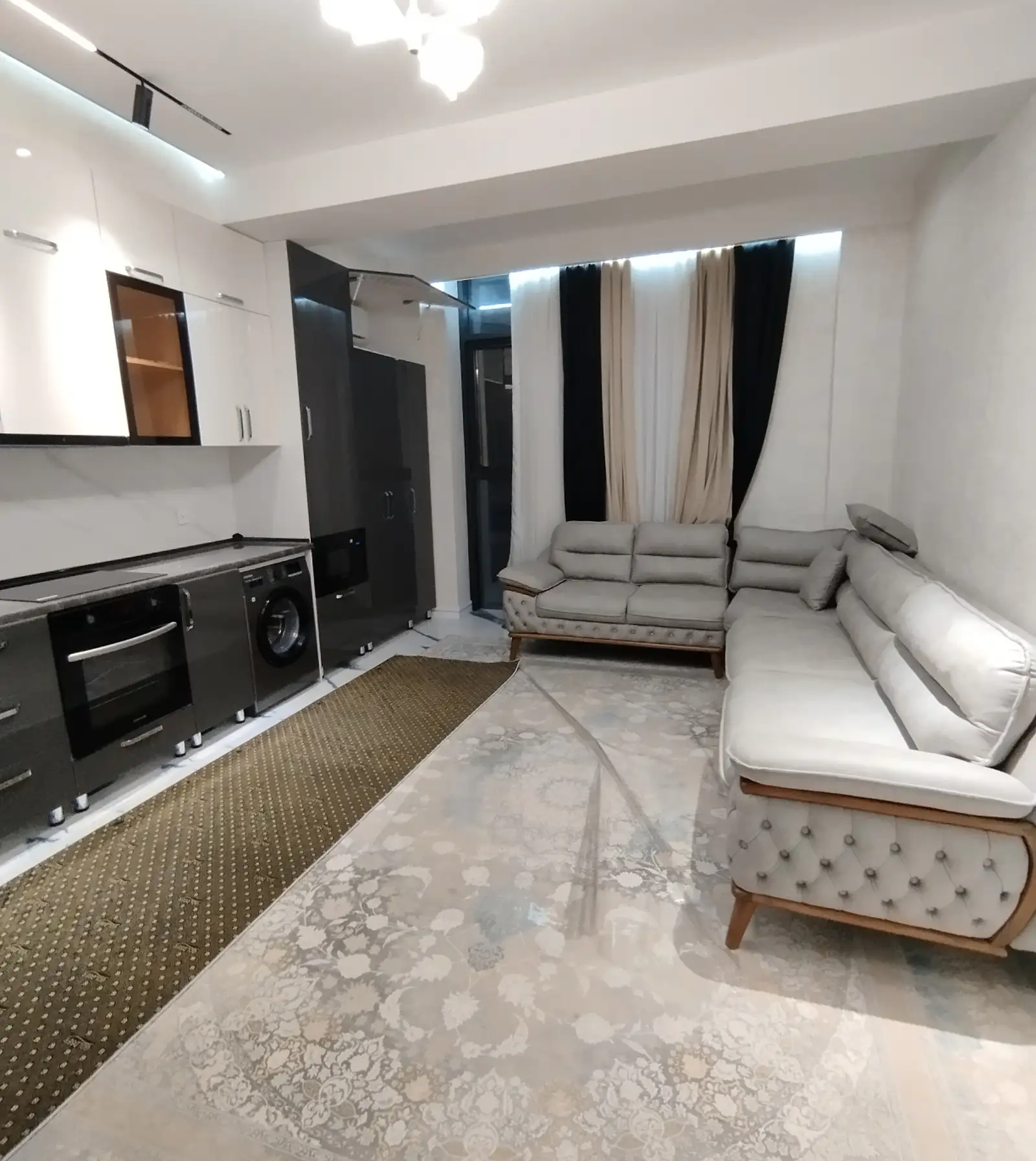 3-комн. квартира, 4 этаж, 140м², Шохмансур Опера болет пеши Парки Куруши Кабир