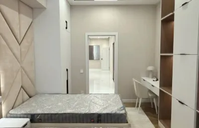 3-комн. квартира, 9 этаж, 121 м², И. Сомони