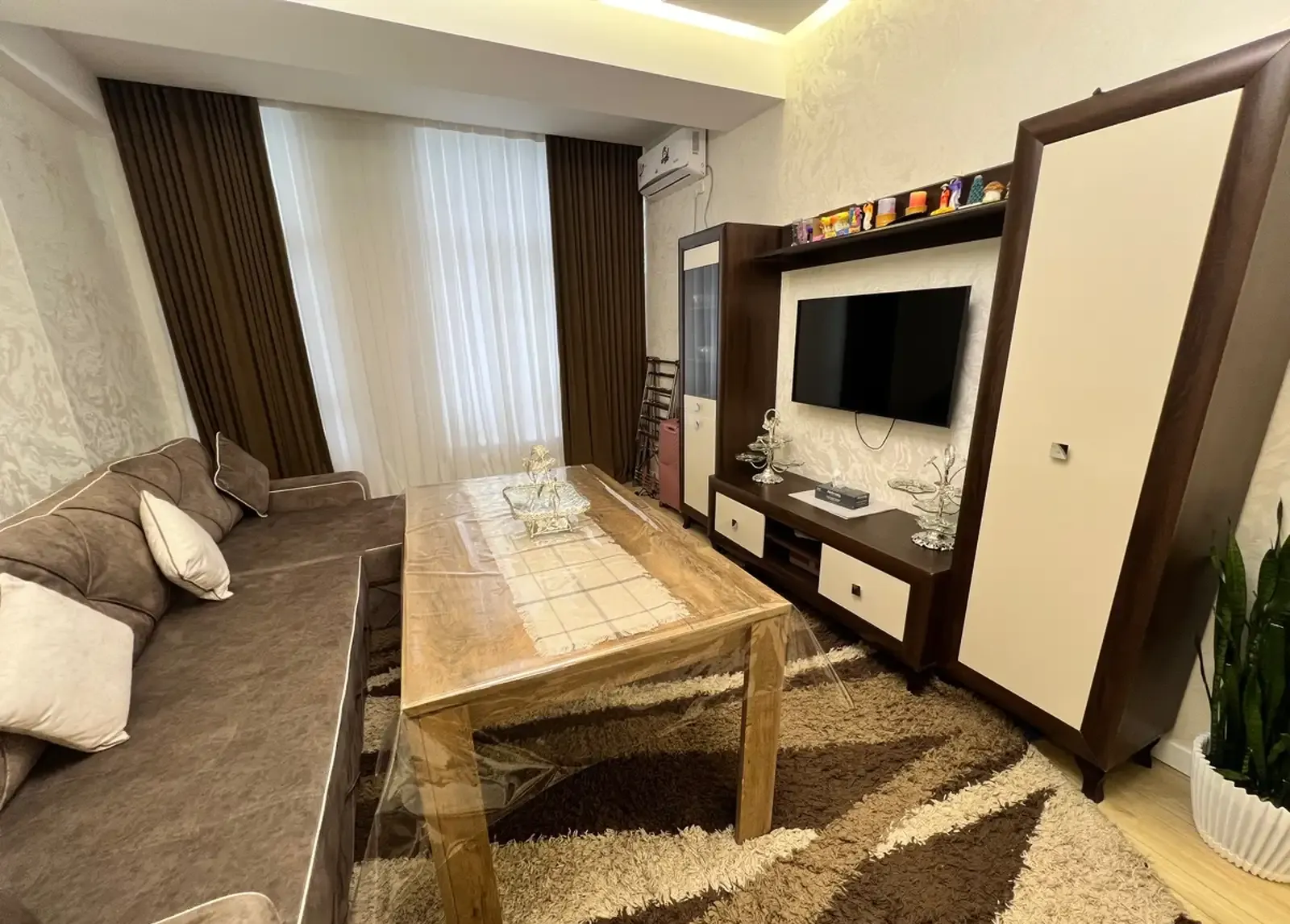 2-комн. квартира, 13 этаж, 60 м², Ашан