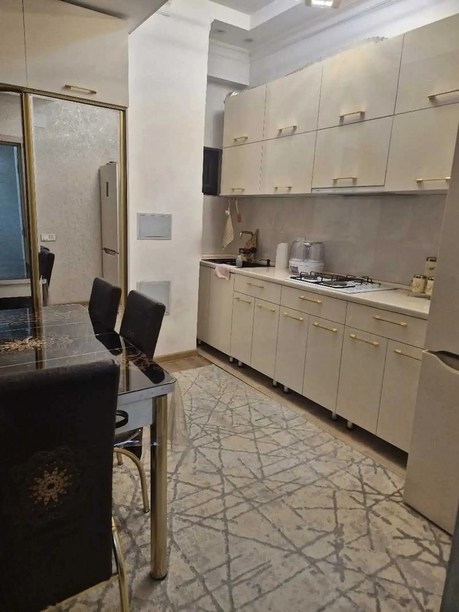 2-комн. квартира, 13 этаж, 58м², Скорый