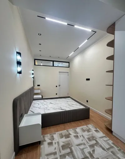 2-комн. квартира, 6 этаж, 69 м², Пеши Славянский Университет