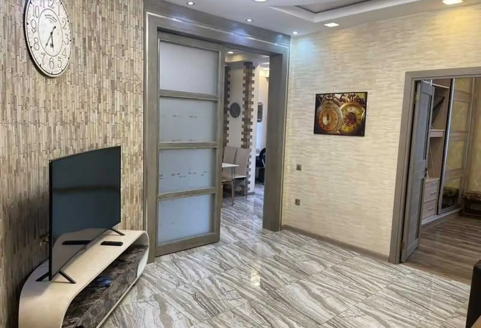 2-комн. квартира, 3 этаж, 70м², Садбарг пушти доми Вайкики