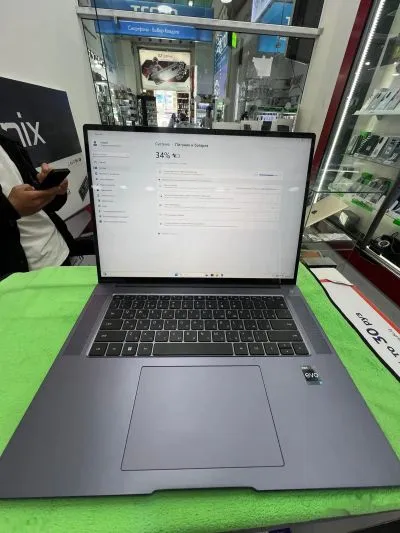 Ноутбук Laptop Huawei 13 gen i
