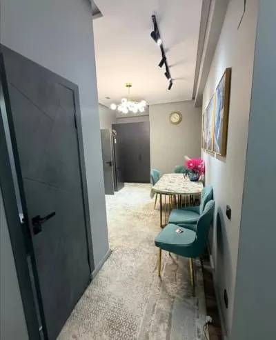 2-комн. квартира, 4 этаж, 130м², И Сомони