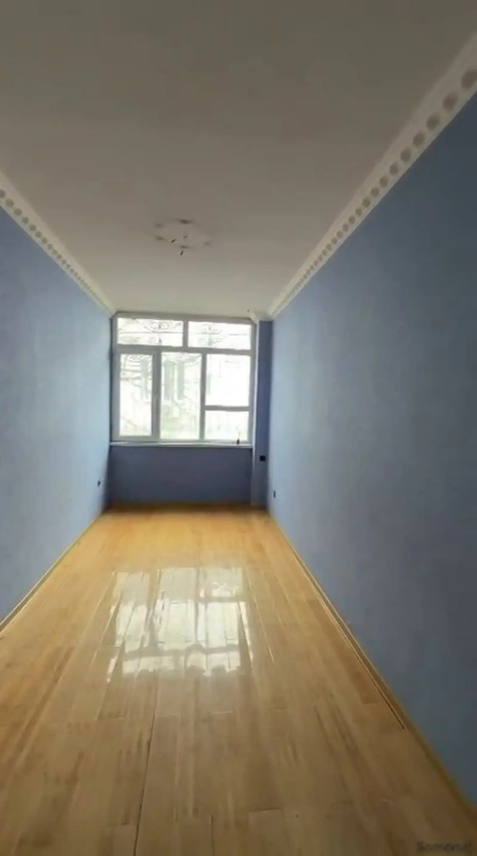 4-комн. квартира, 2 этаж, 87 м², Цум, Сбоку от школы № 8
